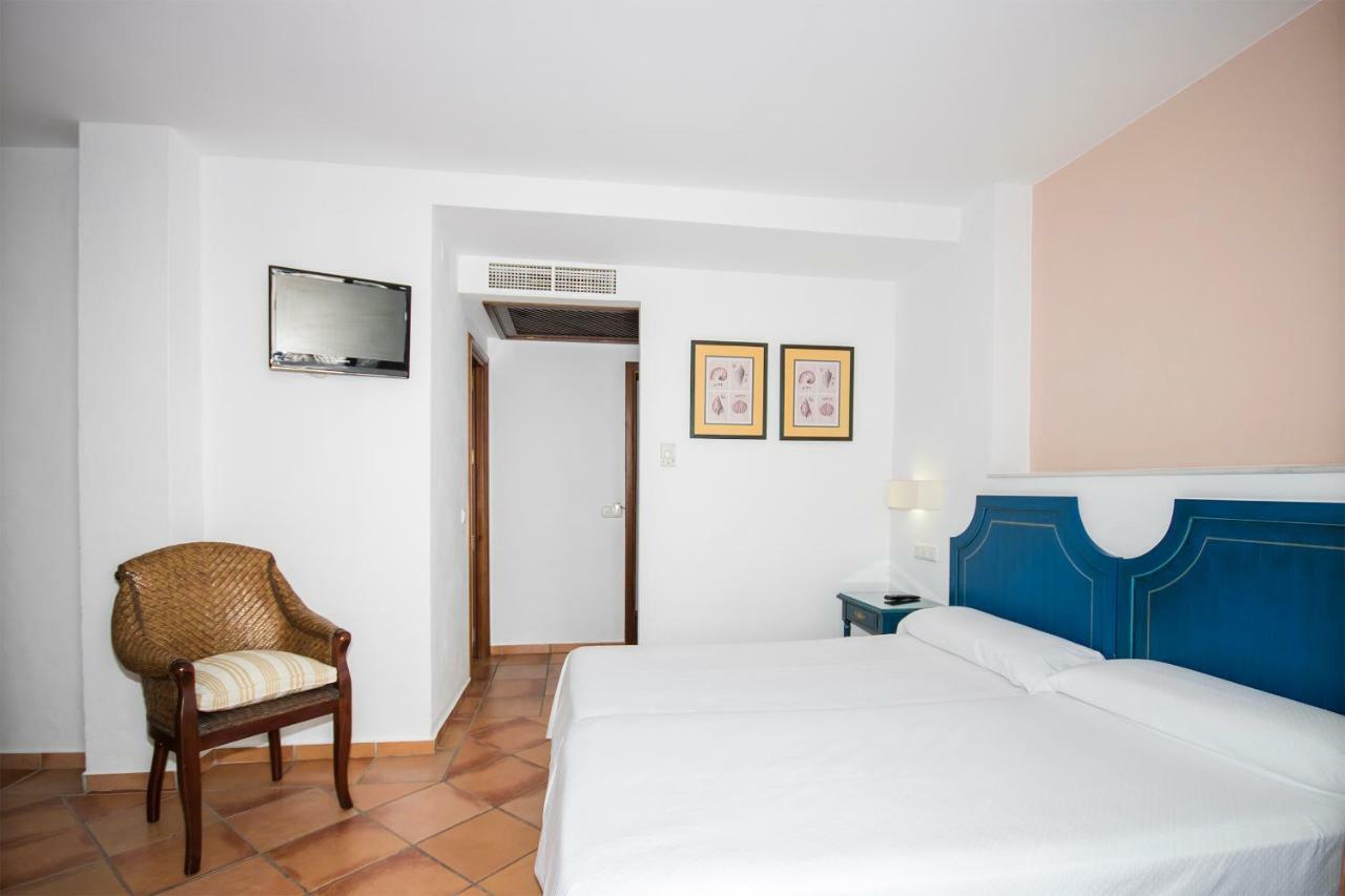 Hostal Dona Lola Marina Zahara de los Atunes Zewnętrze zdjęcie
