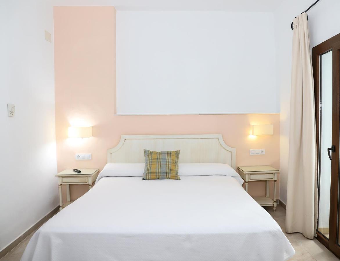 Hostal Dona Lola Marina Zahara de los Atunes Zewnętrze zdjęcie